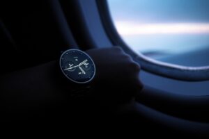 Jak rozpoznać oryginalne zegarki od podróbek? Praktyczny przewodnik dla kupujących Breitling, IWC Schaffhausen i Patek Philippe.